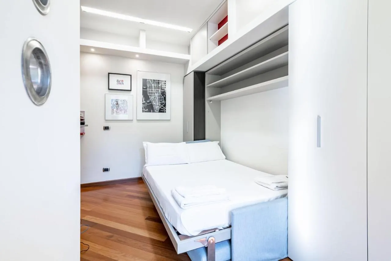 Easylife - Moderno Rifugio In Zona Bocconi Apartment Milan Italy