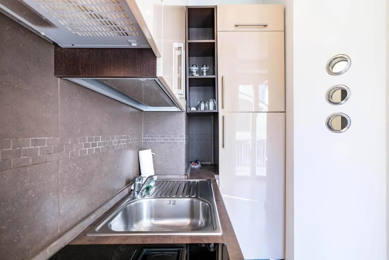 Easylife - Moderno Rifugio In Zona Bocconi Apartment Milan