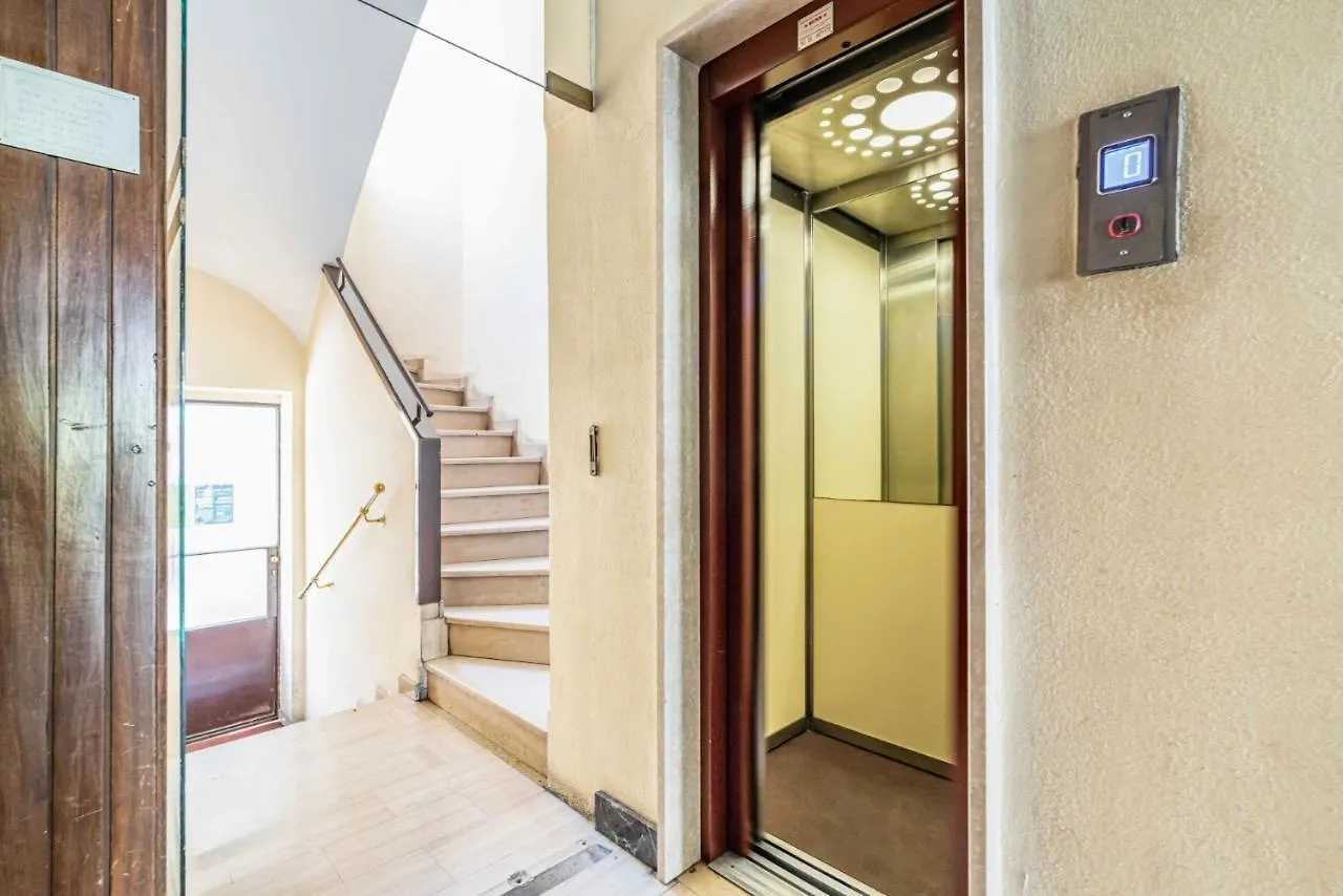 Easylife - Moderno Rifugio In Zona Bocconi Apartment Milan Italy